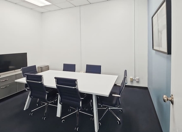 10 m² Business space in Greensboro, NC, 516 W Friendly Ave (27401) - 9 | MatchOffice.com