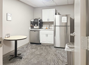 Virtual business address in Maumee, OH, 3950 Sunforest Ct (43623) - 5 | MatchOffice.com