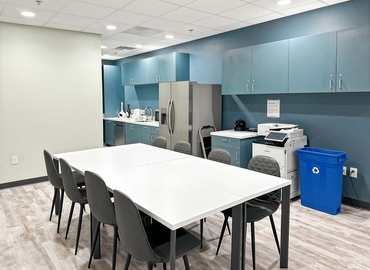 10 m² Business center in Cary, NC, 3300 Gateway Centre Blvd (27560) - 5 | MatchOffice.com