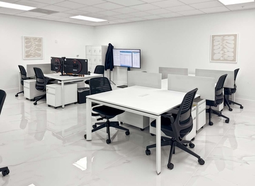 Virtual office space in Miami, FL, 2001 NW 107th Ave (33172) - 11 | MatchOffice