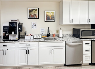 Virtual business address in Atlanta, GA, 1640 Powers Ferry Rd SE (30067) - 5 | MatchOffice