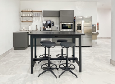 10 m² Coworking space  in Houston North, TX, 16510 Northchase Drive (77060) - 5 | MatchOffice.com