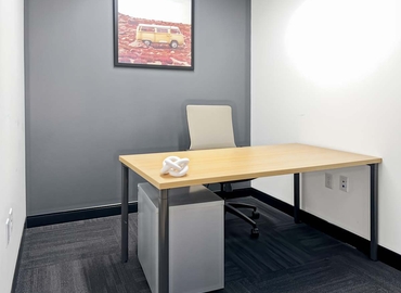 10 m² Serviced office in Dallas Uptown, TX, 3232 McKinney Ave (75204) - 3 | MatchOffice