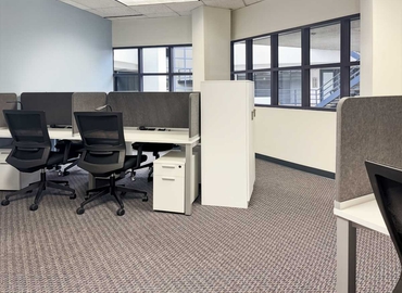 10 m² Coworking  in Torrance, CA, 2790 Skypark Drive (90505) - 9 | MatchOffice.com