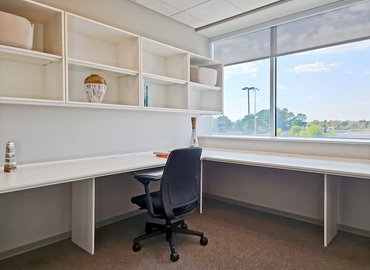 10 m² Shared workspace  in Louisville, OH, 2321 Energy Dr (44641) - 3 | MatchOffice.com