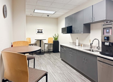 10 m² Shared workspace  in Minnetonka, MN, 1907 E Wayzata Blvd (55391) - 5 | MatchOffice.com