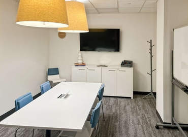 10 m² Coworking space  in Brookfield, WI, 20225 Water Tower Blvd (53045) - 8 | MatchOffice.com