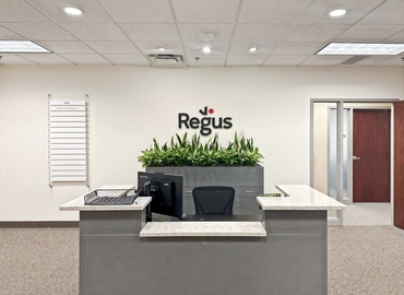 10 m² Business park in Minnetonka, MN, 1907 E Wayzata Blvd (55391) - 1 | MatchOffice