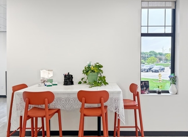Virtual office in Des Moines, IA, 1601 West Lakes Parkway (50266) - 4 | MatchOffice.com