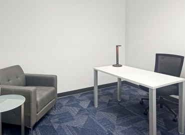 10 m² Business space in Fresno, CA, 1690 W. Shaw Avenue (93711) - 3 | MatchOffice.com