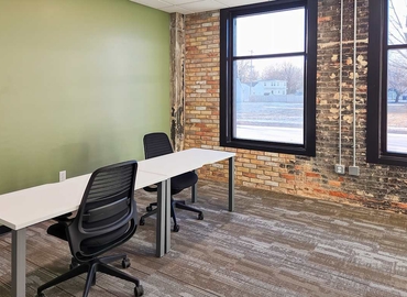 10 m² Business center in Downtown, 540 N Broadway (54303) - 7 | MatchOffice.com