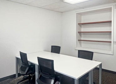 10 m² Coworking  in Fresno, CA, 1690 W. Shaw Avenue (93711) - 8 | MatchOffice
