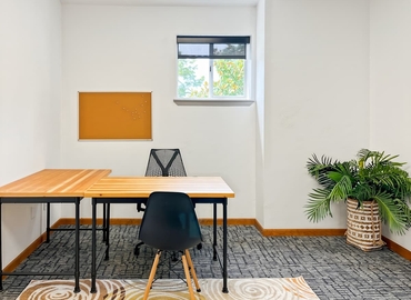 10 m² Shared workspace  in Gainesville, 602 S Main St (32601) - 3 | MatchOffice