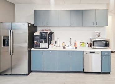 10 m² Shared office  in Milwaukee, WI, 4848 S 76th St (53220) - 5 | MatchOffice.com