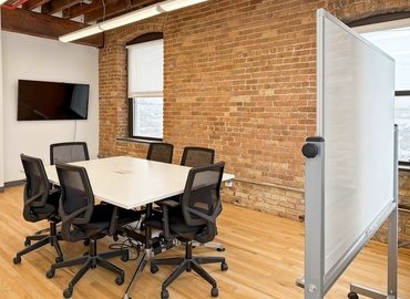 10 m² Coworking  in Chicago Gold Coast, IL, 1918 N. Mendell Street (60642) - 2 | MatchOffice.com