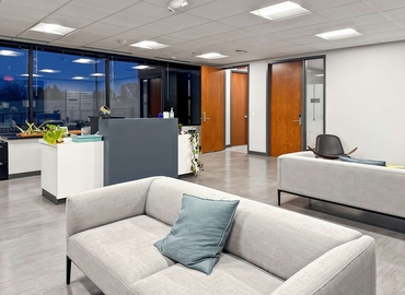 10 m² Business space in Milwaukee, WI, 9000 W. Chester St. (53214) - 1 | MatchOffice.com