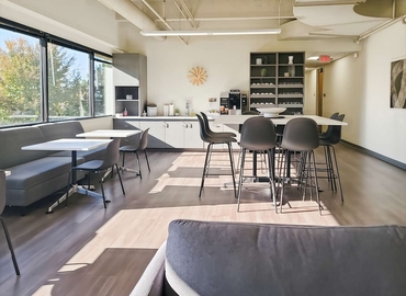 10 m² Shared office  in West Allis, WI, 10150 W National Ave (53227) - 5 | MatchOffice.com