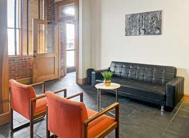 10 m² Business center in Bakersfield, CA, 2020 Eye Street (93301) - 4 | MatchOffice