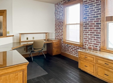 10 m² Business center in Bakersfield, CA, 2020 Eye Street (93301) - 8 | MatchOffice