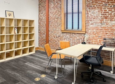 10 m² Co-working  in Bakersfield, CA, 2020 Eye Street (93301) - 7 | MatchOffice.com