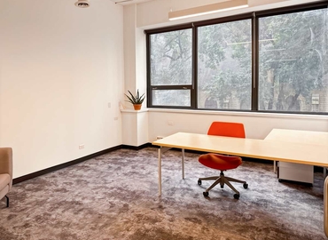 Virtual office space in Chicago Gold Coast, IL, 40 E Huron St (60611) - 11 | MatchOffice.com