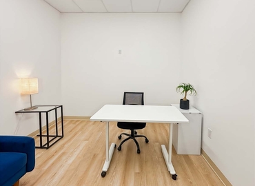 10 m² Business center in Houston Southwest, TX, 8990 Kirby Dr (77054) - 3 | MatchOffice.com