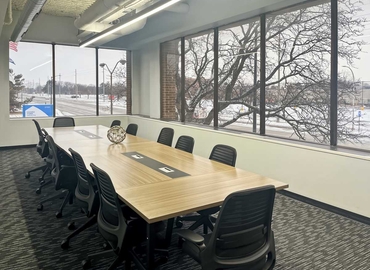 10 m² Business center in Warren, 27301 Dequindre Rd (48071) - 2 | MatchOffice.com