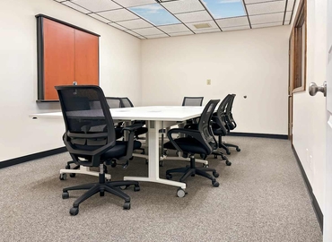 10 m² Business center in Merrillville, 8396 Mississippi st (46410) - 2 | MatchOffice.com
