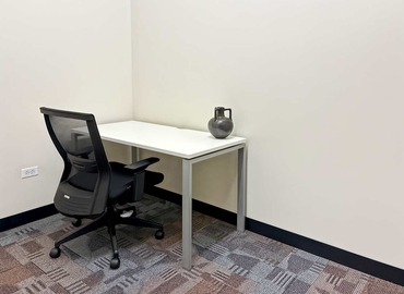 10 m² Business space in Hoffman Estates, IL, 5400 Prairie Stone Parkway (60192) - 0 | MatchOffice.com