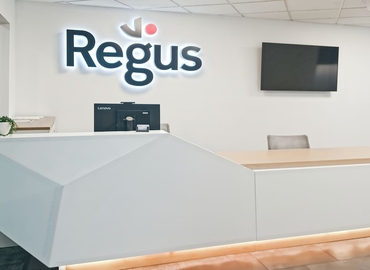 10 m² Co-working  in Mayfield Heights, 26250 Euclid Ave (44132) - 1 | MatchOffice.com