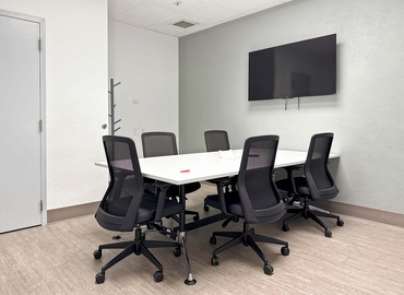 10 m² Coworking space  in Pembroke Pines, FL, 545 Brent Ln (32503) - 2 | MatchOffice
