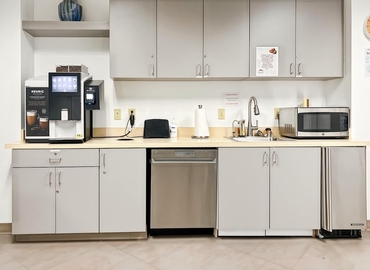 Virtual office space in Sacramento, CA, 8880 Cal Center (95826) - 5 | MatchOffice.com