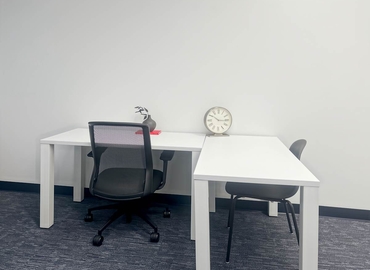 Virtual office space in Bakersfield, CA, 5701 Truxtun Ave. (93309) - 9 | MatchOffice.com