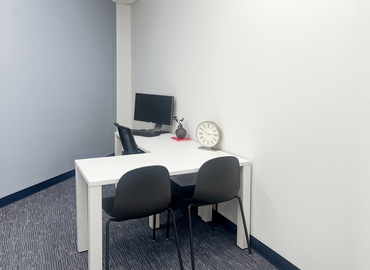 10 m² Coworking space  in Bakersfield, CA, 5701 Truxtun Ave. (93309) - 11 | MatchOffice
