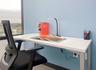 10 m² Shared workspace  in Lubbock, TX, 3223 S LOOP 289 (79423) - 3 | MatchOffice.com
