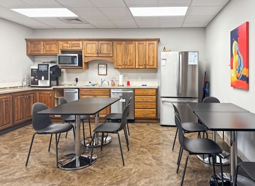 10 m² Business park in Hutchinson, 1632 E 23rd Ave (67501) - 5 | MatchOffice.com