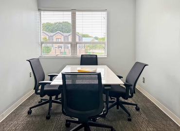 10 m² Business park in Charlotte, NC, 3117 Whiting Ave (28205) - 2 | MatchOffice.com