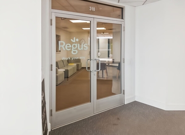 10 m² Business center in Tulsa, OK, 5600 N. May Ave (73112) - 9 | MatchOffice.com