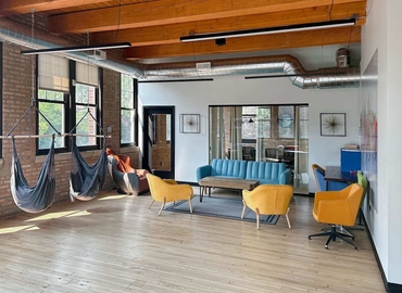 Virtual office space in Chicago, IL, 4311 N. Ravenswood Avenue (60613) - 4 | MatchOffice.com