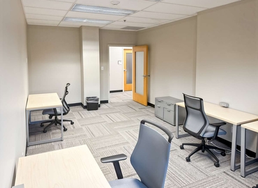 10 m² Shared office  in Albany, NY, 401 New Karner Rd (12205) - 11 | MatchOffice