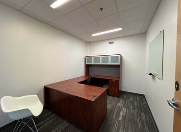 10 m² Business space in Cary, NC, 280 Towerview Ct (27513) - 2 | MatchOffice