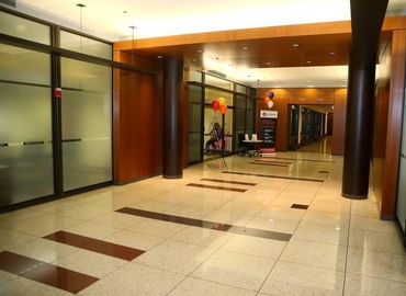 220 m² Serviced office building up for rent in Chicago, IL, 8745 W. Higgins Rd. (60631) - 8 | MatchOffice.com
