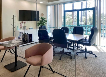 Virtual office space in Santa Rosa, CA, 1421 Guerneville Rd (95403) - 2 | MatchOffice