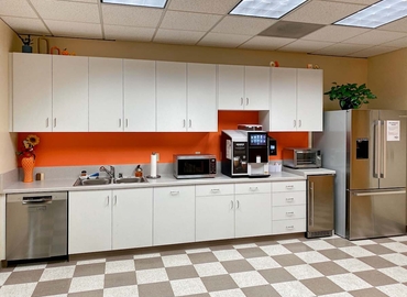 Virtual office space in Santa Rosa, CA, 1421 Guerneville Rd (95403) - 5 | MatchOffice