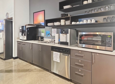 Virtual office space in Pleasanton, CA, 6701 Koll Center Parkway (94566) - 5 | MatchOffice