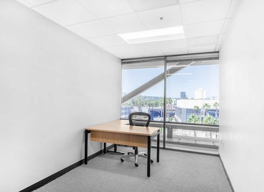 Virtual office in Sherman Oaks,	 CA, 15233 Ventura Boulevard (91403) - 7 | MatchOffice.com