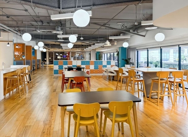 Virtual office in Beverly Hills, CA, 145 South Fairfax Avenue (90036) - 7 | MatchOffice