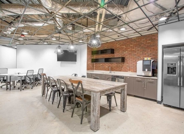 Virtual business address in West Covina, 1050 Lakes Dr (91790) - 5 | MatchOffice.com