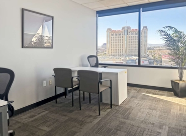 10 m² Coworking  in Las Vegas, NV, 2300 West Sahara Avenue (89102) - 3 | MatchOffice