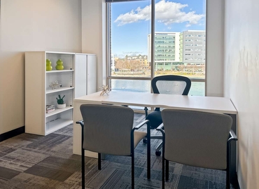 10 m² Shared workspace  in Newport News, VA, 11815 Fountain Way (23606) - 12 | MatchOffice.com